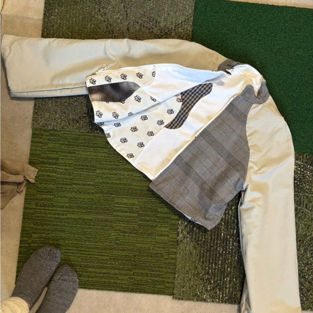 Clouds Patterned Reversible Snow Jacket - image 6